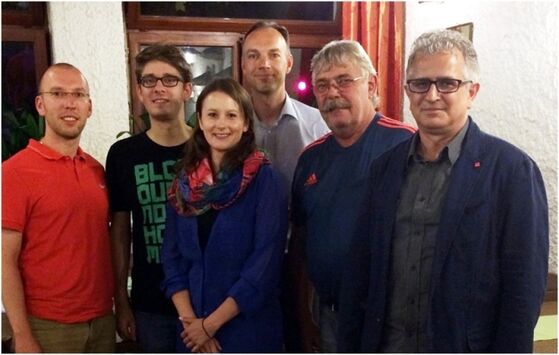 Der neu gewählte OV-Vorstand Altstadt-Süd mit Kreisvorsitzendem Felix Holland (re.)