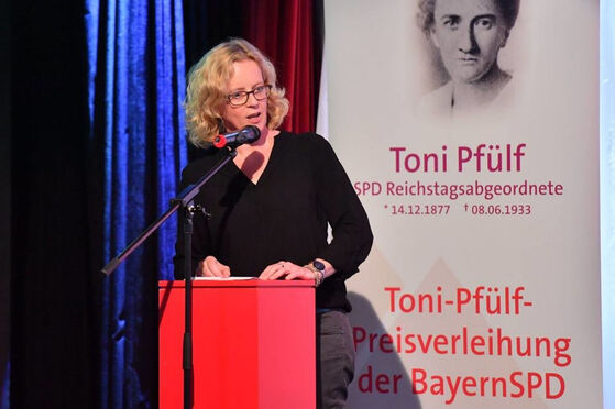 Natascha Kohnen, SPD-Landesvorsitzende Bayern bei der Preisverleihung 2017